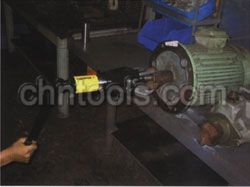 美国恩派克ENERPAC液压油缸 CHIP系列一体式拔轮器 应用案例