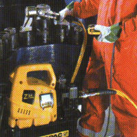 ɿENERPAC ZU4 綯ֱ